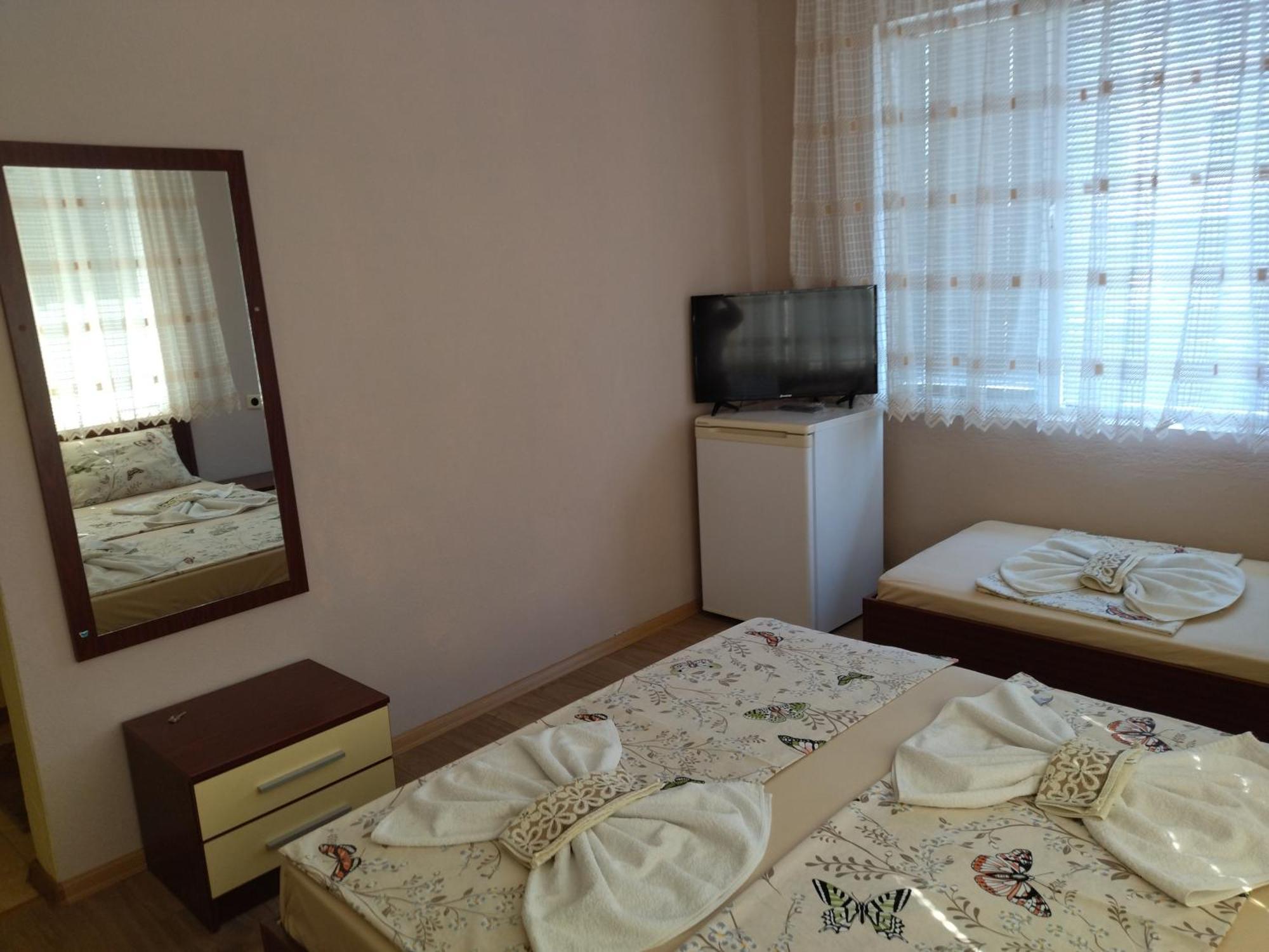 Фамилна Къща Джоко Hotel Kiten  Exterior photo